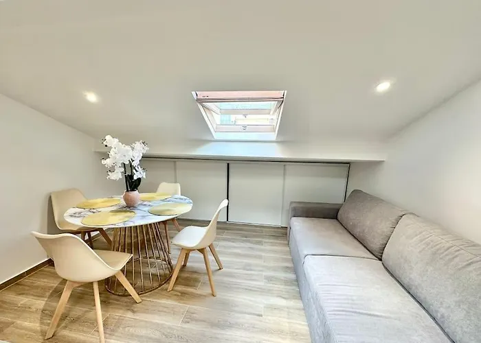 Climatise - 2min Plage-tram-restaurant *