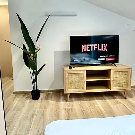 Climatise - 2min Plage-tram-restaurant Apartman *